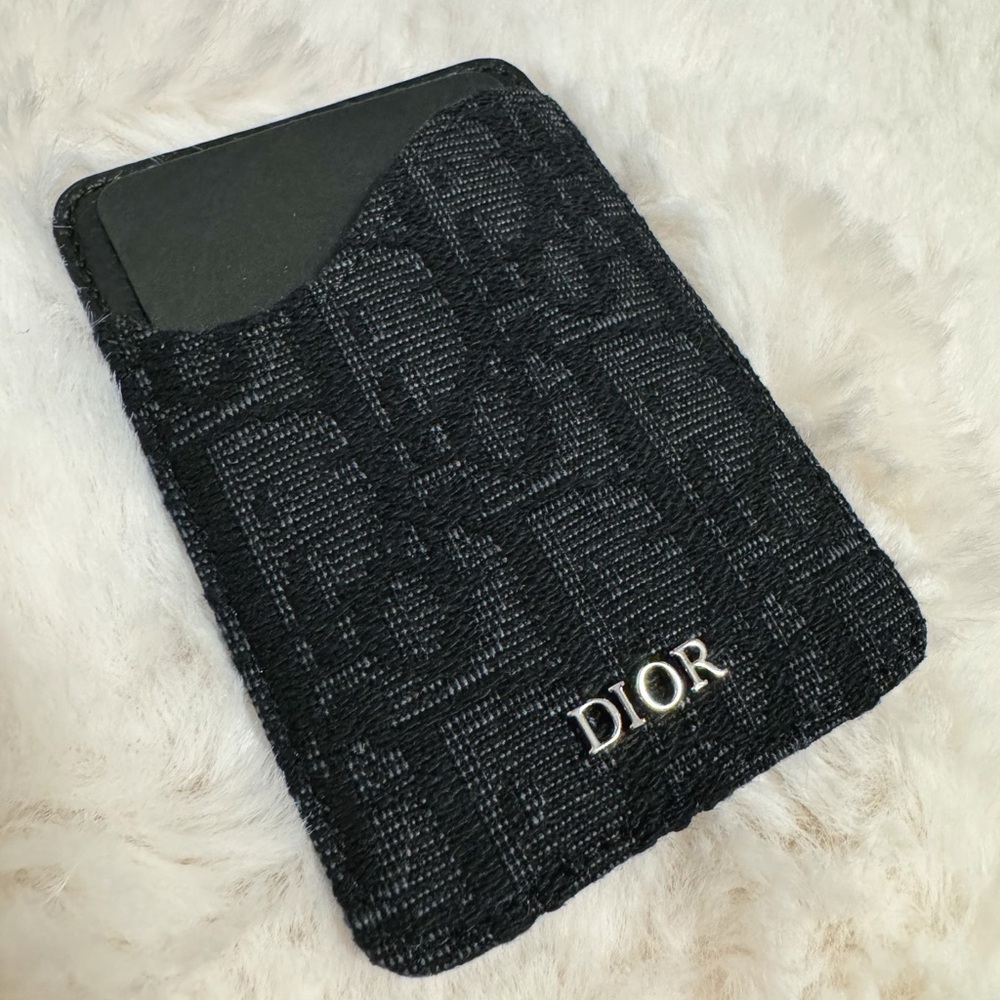 Dior Saddle Magnetic Card Holder - Picture 2 of 9